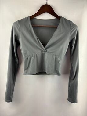 Women’s Halara Large Stone Gray Cropped Long Sleeve